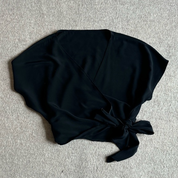 Black tie up top - Picture 1 of 5